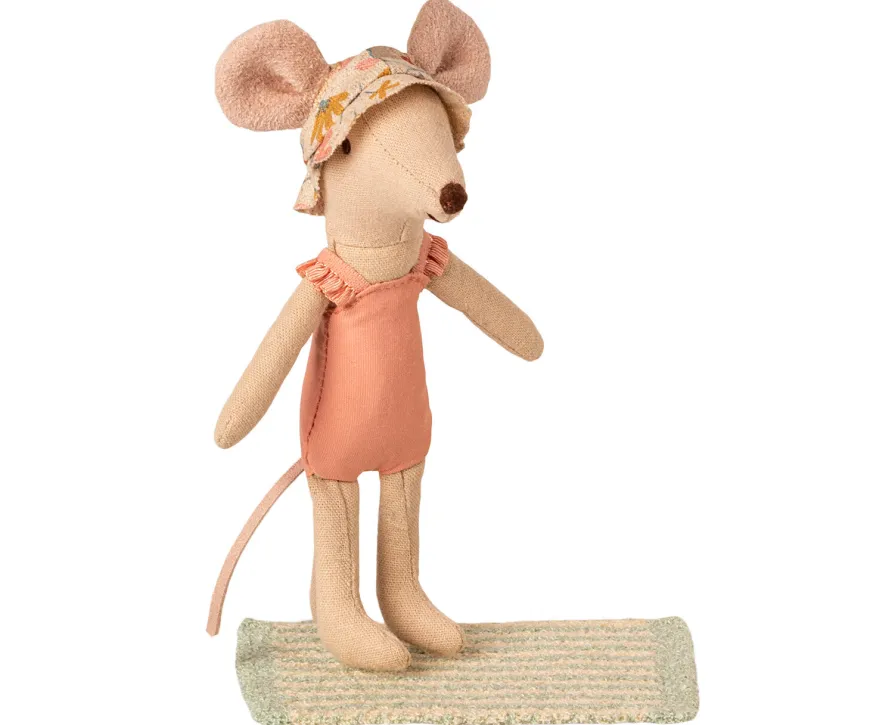 beach_set_for_big_sister_2.webp Store Beach Set For Big Sister Beach