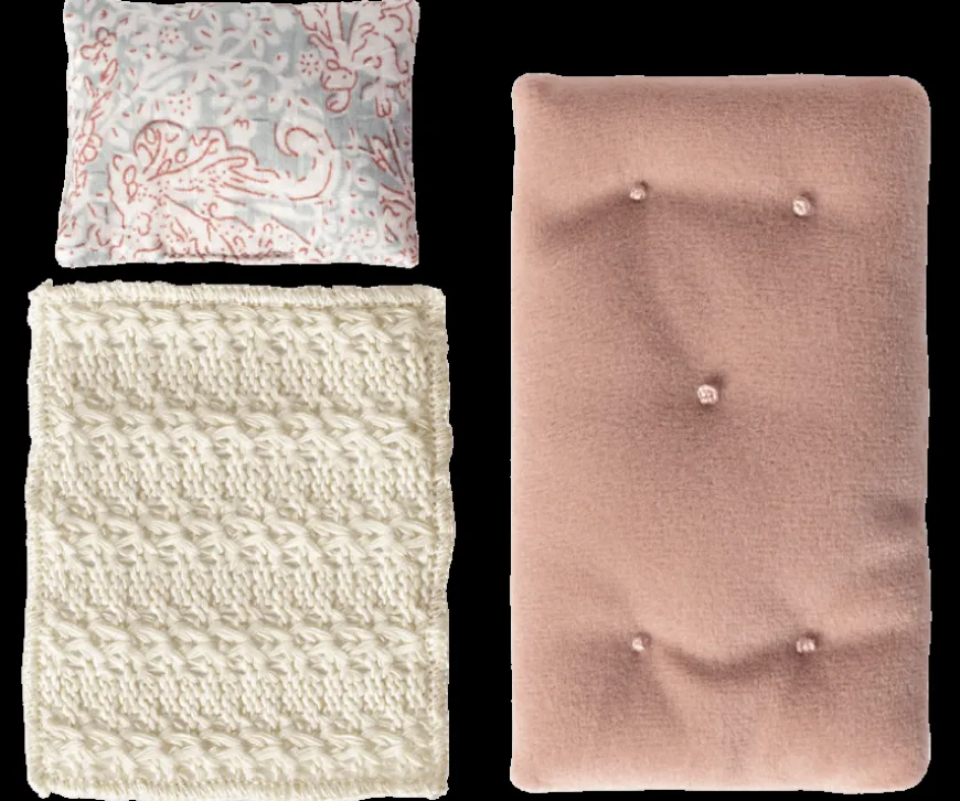 dancing_mouse_in_daybed_little_sister_2-2.webp Cheap Dancing Mouse In Daybed, Little Sister Little Brother & Sister