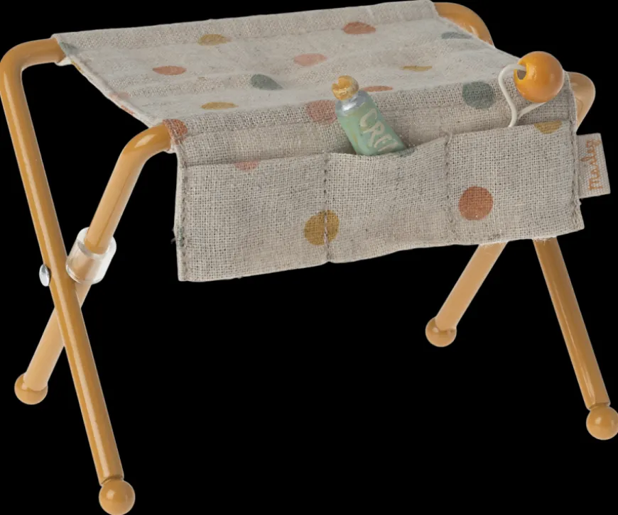 Clearance Nursery Table, Baby Mouse - Ocher Accessories