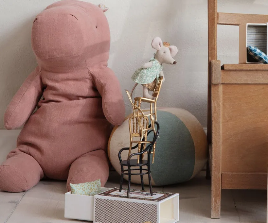 princess_little_sister_mouse_in_box_3.webp Best Sale Princess Little Sister, Mouse In Box Mice In Boxes