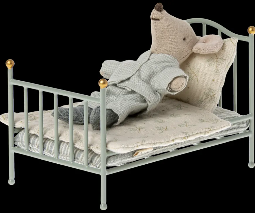 Discount Vintage Bed, Mouse - Mint Castle Furniture