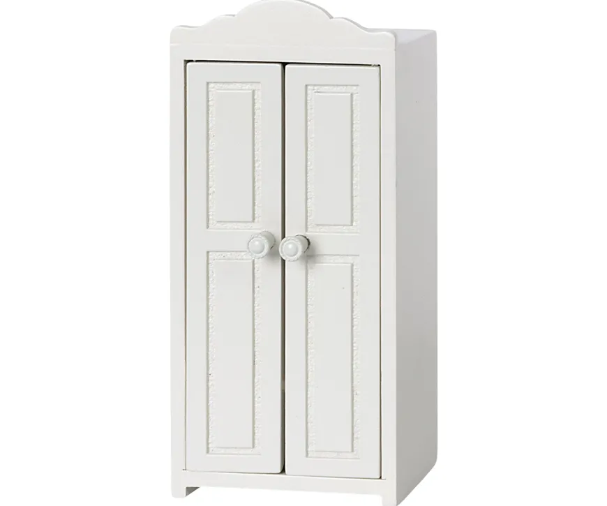 wooden_closet_mouse_3.webp Outlet Wooden Closet, Mouse Royal & Castle